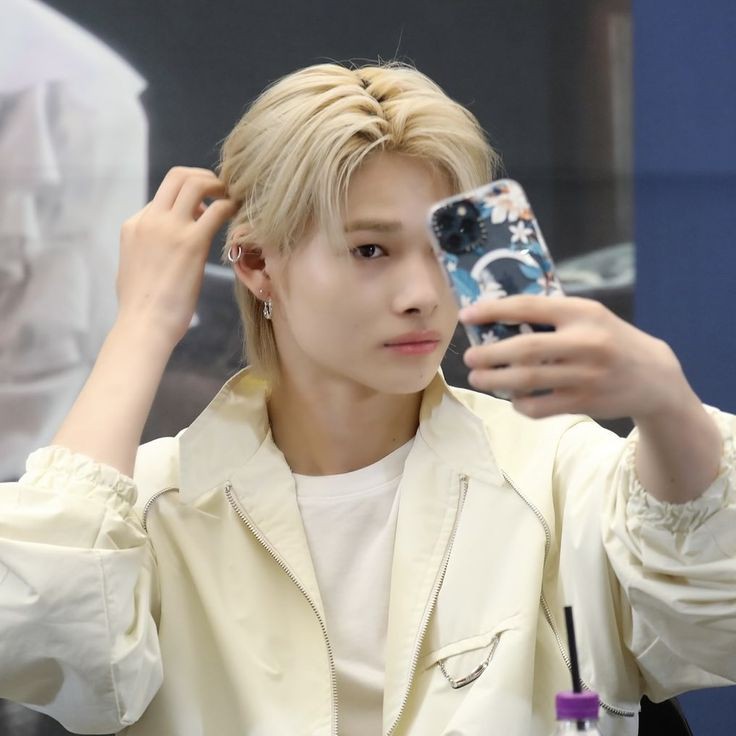 kittykatts_'s tweet photo. day 28 •

🫧 hi ! i’m min, not new to #kpoptwt and #stantwt and looking for interactive filo moots :p

— sunki main / ni-ki main
— she / her , filo , minor
— engene , bunny , etc
— english &amp; tagalog
— any stans are welcome

♡ / ↻ are v appreciated , to be moots &amp; spread. tyvm! https://t.co/sjotS03nBN