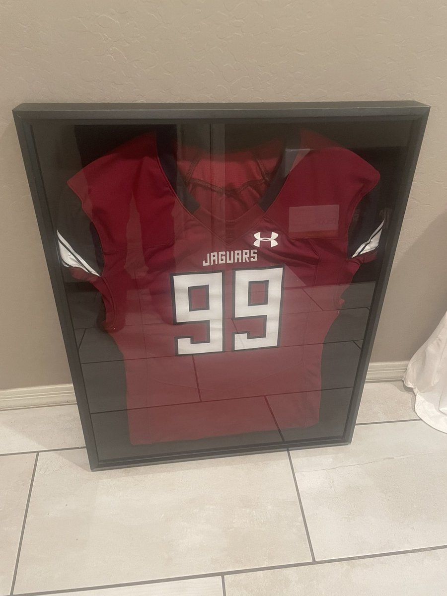 Desert Ridge Jaguar Football (@desertridge_fb) on Twitter photo The Desert Ridge Jaguar Football team is very thankful to be sponsored this year by The Hub Bar and Grill!!!
#drhsfootball
#drhsfootball2023
#greatdaytobeajaguar
<a href="/CoachRoyLopez/">Roy Lopez</a>
<a href="/hessc41/">hessc41</a>
<a href="/KennyKlaus/">Kenny Klaus</a>
<a href="/hubgrill/">The Hub Grill & Bar</a> The Desert Ridge Jaguar Football team is very thankful to be sponsored this year by The Hub Bar and Grill!!!
#drhsfootball
#drhsfootball2023
#greatdaytobeajaguar
<a href="/CoachRoyLopez/">Roy Lopez</a>
<a href="/hessc41/">hessc41</a>
<a href="/KennyKlaus/">Kenny Klaus</a>
<a href="/hubgrill/">The Hub Grill & Bar</a>