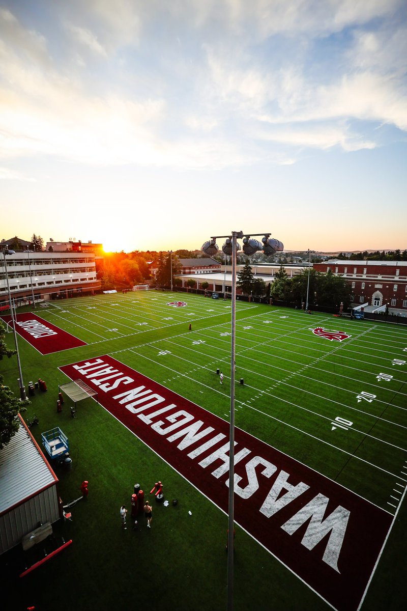 WSUCougarFB's tweet photo. that’s a wrap on day 1😮‍💨

#GoCougs | #WAZZU | #CVE23 https://t.co/5RH3aQ9WxN