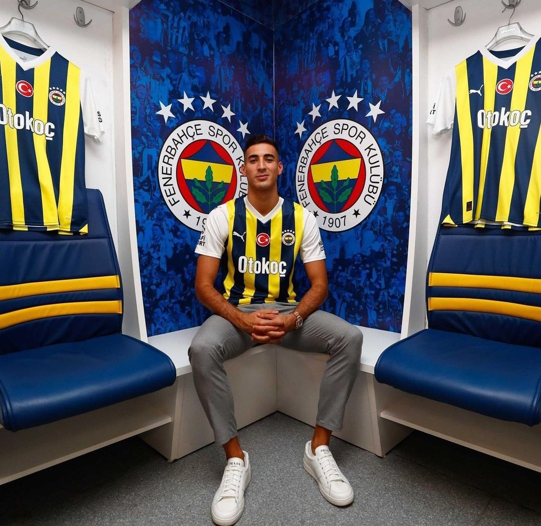alopanenkapod's tweet photo. ☑️ Ya es oficial, Mert #Muldur deja al #Sassuolo y pasa al #Fenerbahçe 

#Fichajes #Transfers #Calciomercato #Oficial https://t.co/l1rBUmkrf7