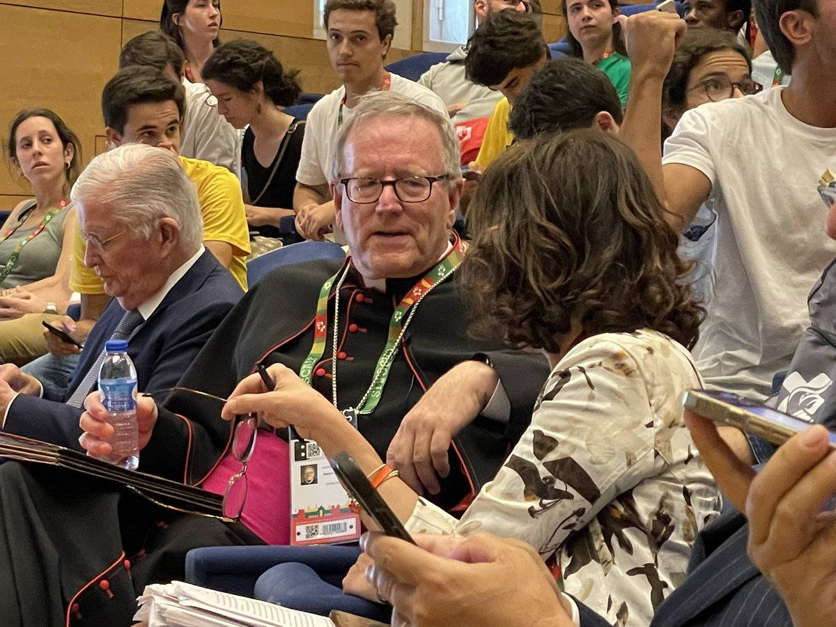 MHSFNazaret's tweet photo. Hoy un día muy especial. Hablar sobre educación con el @BishopBarron y en presencia de mis hermanas. Construir Congregación, identidad, sentido de pertenencia … sentirse querida y arropada por el grupo. Muchas gracias #NazaretFamilia https://t.co/K9oQH3XycQ