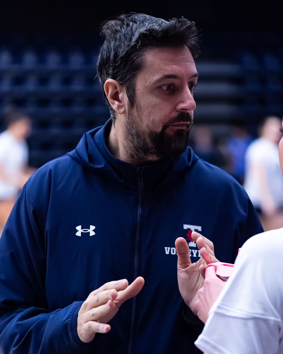 Off to Puerto Rico w/ Team Canada! 🇨🇦🏐 

Women's volleyball player Julia Murmann and assistant coach Vincenzo Mallia named to Team Canada for upcoming Women's Volleyball Pan American Cup.

🗞️: tinyurl.com/578bvt8w
📸: Seyran Mammadov

WE ALL #BLEEDBLUE | #WeAreTO
