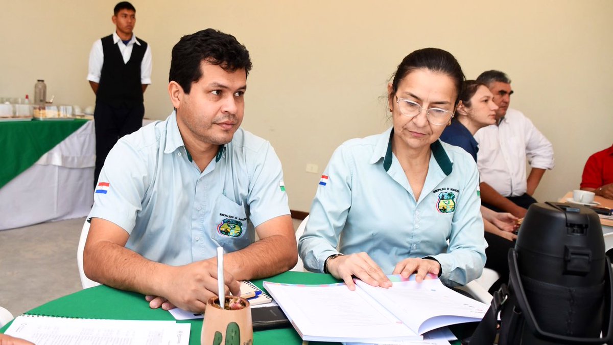 VEP_Paraguay's tweet photo. @UbaldiCarmen ➡️ “El #PDSM beneficia a toda la comunidad y juntos vamos avanzar  hacia un municipio más sólido y ordenado”

👉 Cesár González, intendente de #Boquerón https://t.co/nXEwDCTbc3