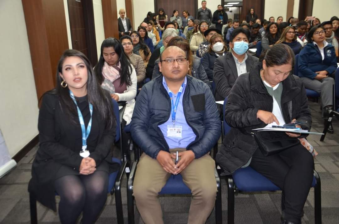 JusticiaBol's tweet photo. #VJDF desarrolla encuentro de justicia restaurativa para mujeres víctimas del delito de trata de personas con fines de explotación sexual
#NotaDePrensa ➡️ https://t.co/YbkFjXtJSM
#UnidosHaciaElBicentenario
#LaTransformaciónDeLaJusticiaAvanza https://t.co/pw0ARx6z32
