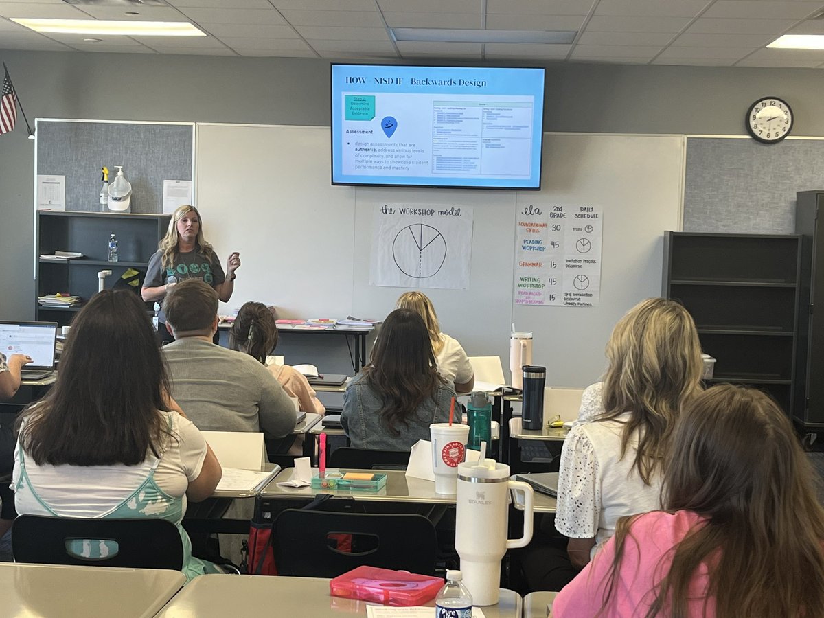 Brakep's tweet photo. So much teacher learning happening in our new teacher Welcome Home Conference!
So many amazing teachers and leaders here!
@stephesp7 
@kellipalmerNISD 
@MrsZeigler 
@apovkovich 
@NorthwestISD 
@JaimeGarcia04 https://t.co/4Y1wi3OlNU