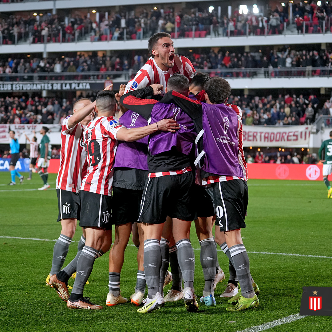 ⏱ ¡FINAL! ¡GANÓ ESTUDIANTES! Triunfazo en casa por el partido de ida. ¡A definir la serie en Brasil!

#EDLP 3 - 0 #Goiás
⚽ Carrillo y Rollheiser x2