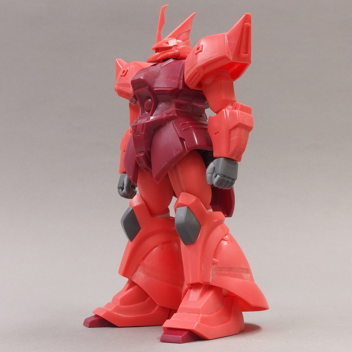 msdeck's tweet photo. 1/144 MS-14JG ゲルググJ 旧キット プロポーション改造
機動戦士ガンダム0080 ポケットの中の戦争 https://t.co/GPKlFZGOWe