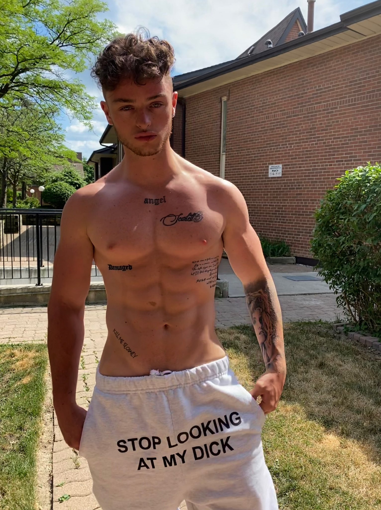 Christian Renaud 😈 on X: Hola t.coi0X7u6mTXG  X