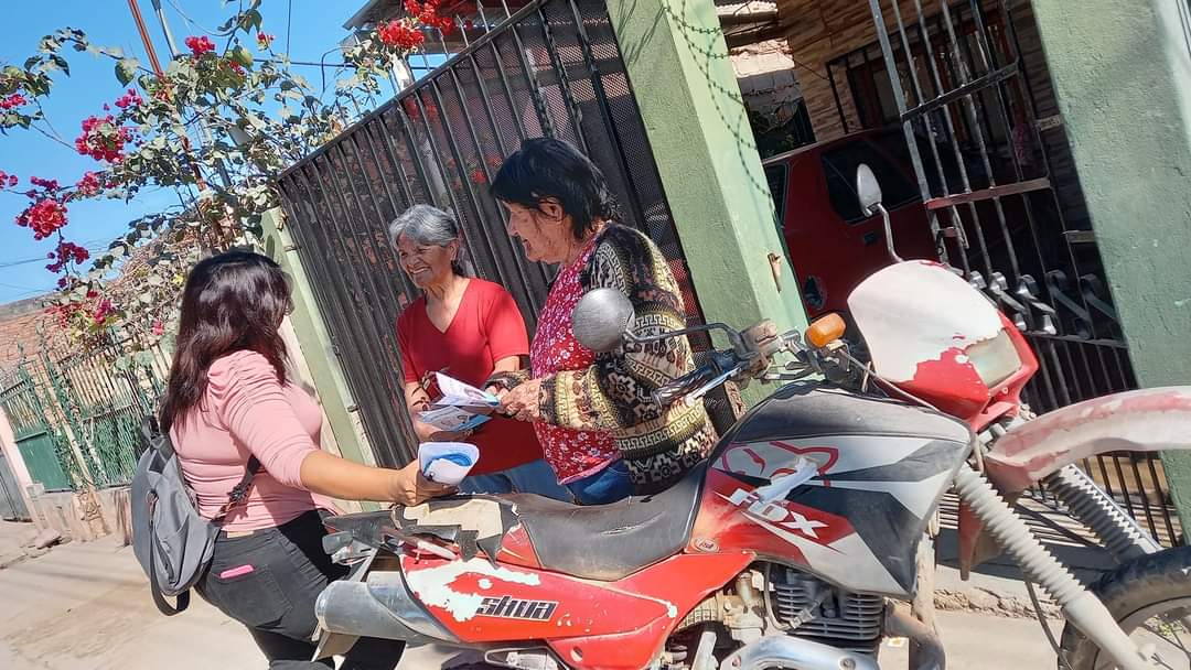 BarrientosAdri's tweet photo. HOY VISITAMOS LOS BARRIO PATRICIO, SARMIENTO Y SNOPEK! 💙✌🏻 

Como de costumbre visitamos a los vecinos de nuestra ciudad, acompañando y mostrando la propuesta con nuestros candidatos. 

Pronto por tu barrio💙✌🏻 !

#LISTA501A
#UnionPorLaPatria https://t.co/eIolWMnNgP
