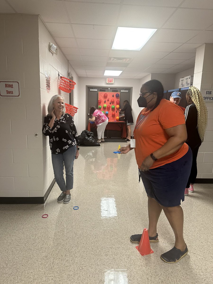 MrsStilianouCVA's tweet photo. A great day full of learning, best practices, food, and a little fun! Loved hosting a Carnival of Learning today for my amazing staff! #cvasoars https://t.co/cChyygATQX