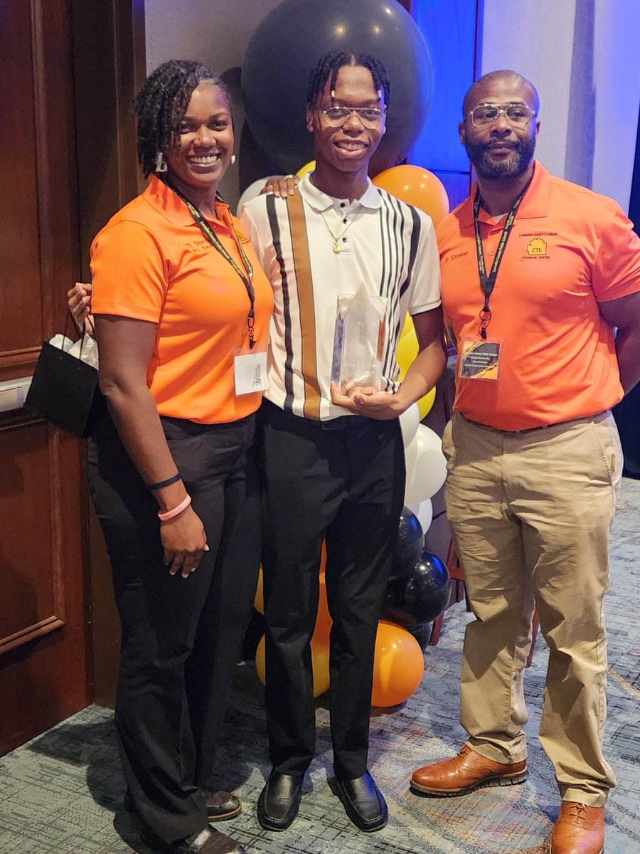 DirectorBake's tweet photo. We are ready to start our 2023-2024 school year. "Building Our Future For Academic Success" The Lowndes County Public Schools Institute. #teacheroftheyearCTE #studentoftheyearCTE #45CTE #LCPSInstituteDay #BuildingOurFutureforAcademicSuccess #45ctc https://t.co/L5rzIrx9xX
