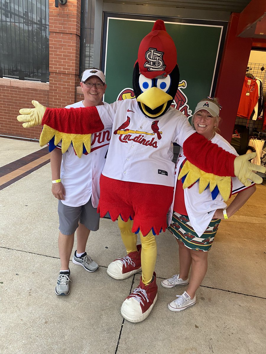 CoachMurphyMN's tweet photo. @TeamFredbird didn’t appreciate us @Twins fans so much. #MNTwins https://t.co/M9pBCVd9jp