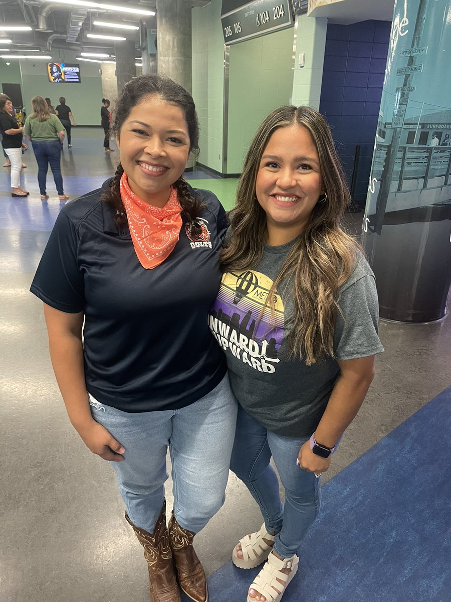 Kicking off the year at Convocation is really special because it brings all of us together to start the year right. #StrongerTogertherCCISD <a href="/CCISD/">CCISD</a> <a href="/VTijerinaCCISD/">Victoria Tijerina</a>