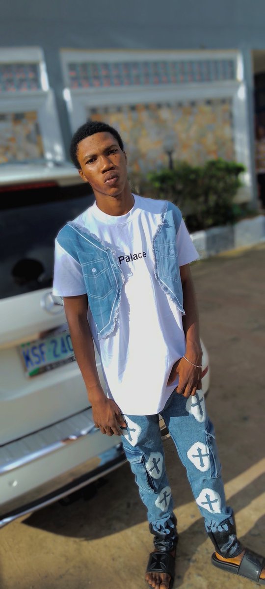 Crownzyofficial's tweet photo. Am +1 Today ❤️ 🎂
 Lord Am Grateful 🙏🏻

#crownzycomedian #crownzy #crownzybirthday https://t.co/xxjjrjZFk4