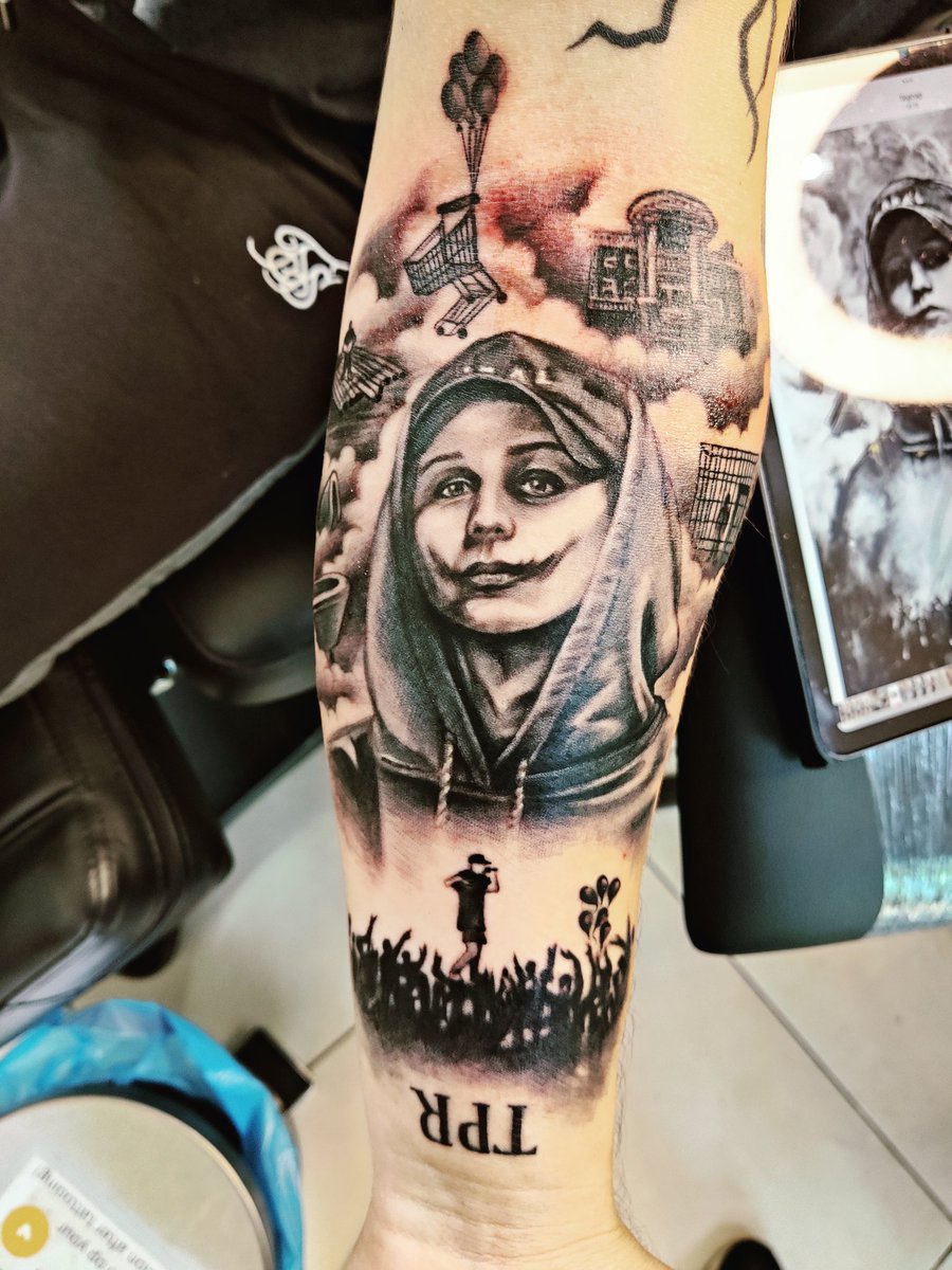 Graphy_YT's tweet photo. @nfrealmusic Got this tattoo on the same moment you guys told the world about expecting a second baby! So excited about seeing you in oktober in Belgium! 
@nfrealmusic https://t.co/Q7WOdot9t7