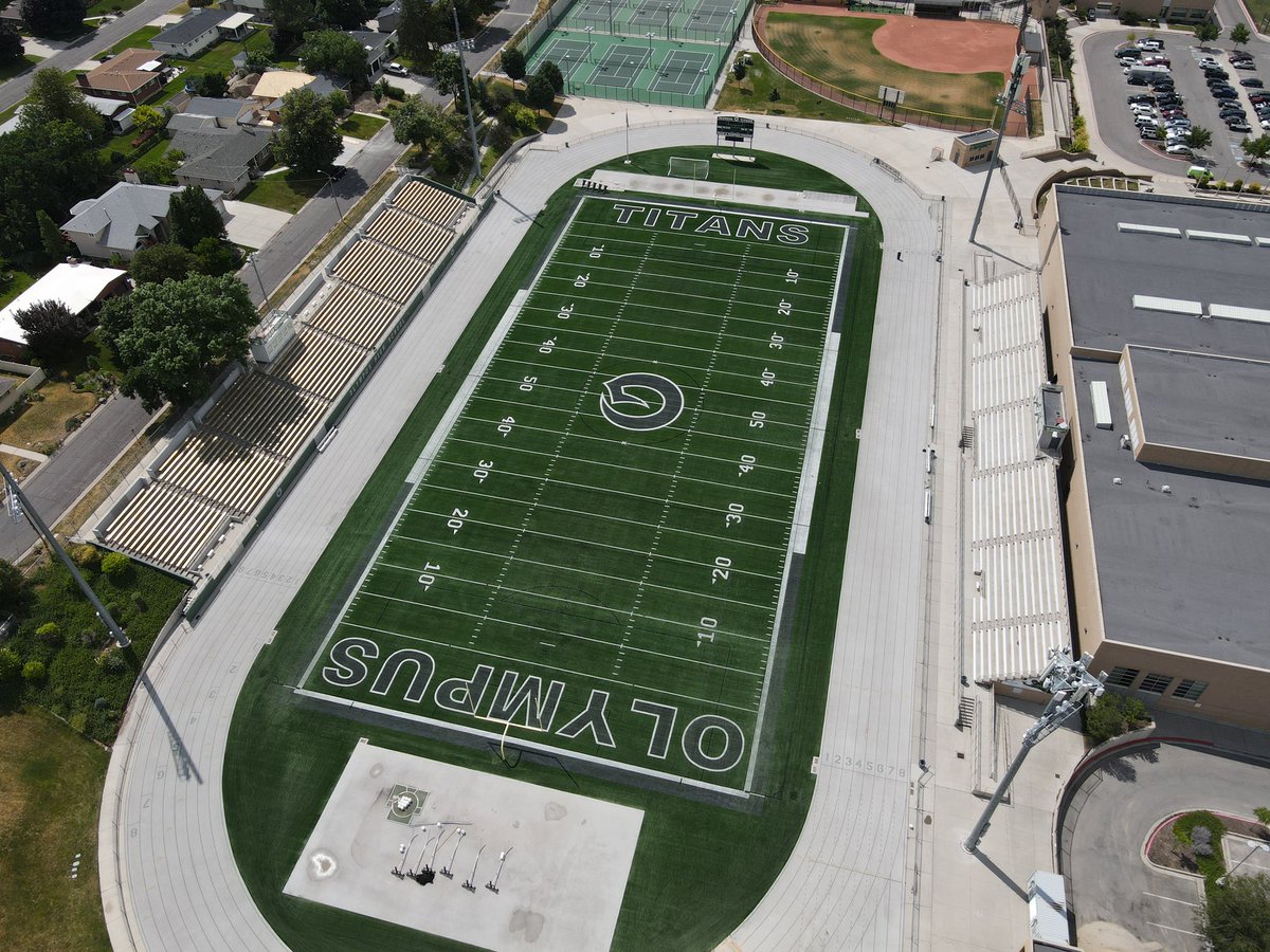 Another one ✅ off the list!🏈⚽️🥍 Appreciate all our <a href="/FieldTurf/">FieldTurf</a> crews putting in the long hours to make things happen before kickoff! Thank you to <a href="/GraniteSchools/">Granite School Dist.</a> for their trust in us at OHS!! #leaveitallonthefield #performance #safety