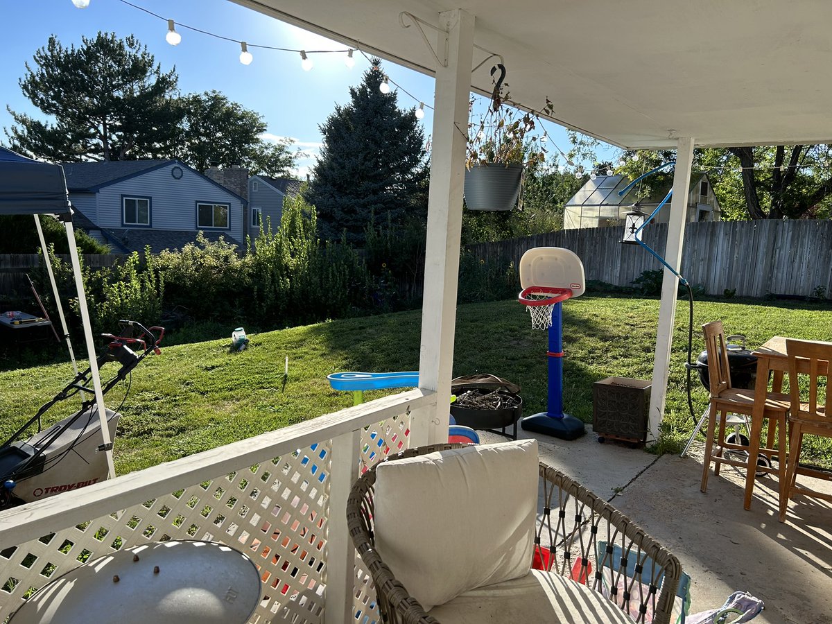 CoachCasper824's tweet photo. Y’all getting your agenda knocked out today?

I had to mow the lawn amongst other things 🫡 https://t.co/bjeMX6bjqq