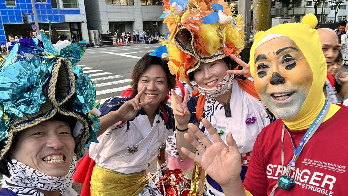 Nebulover_info's tweet photo. プーさん？
いえ！ピカチュウ
だそうです…笑

 #化人  #バケト
 #ねぶラバ #青森ねぶた祭LOVERS  #跳人 #ねぶた #nebuta #青森ねぶた祭 #ねぶた祭り #ハネト #haneto #盛花笠 #ミスター跳人 #祭衣装 #カラフル #alive #nonebutanolife https://t.co/ovWNH2njje