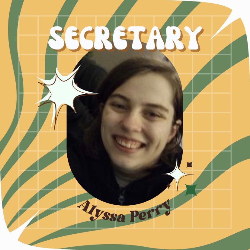 Meet our Secretary Alyssa Perry!! Alyssa has been in theatre since her sophomore year and her most notable role is Tiresias in Antigone. On top of acting, she uses her artistic abilities to help decorate many of our sets! #theatreofficers