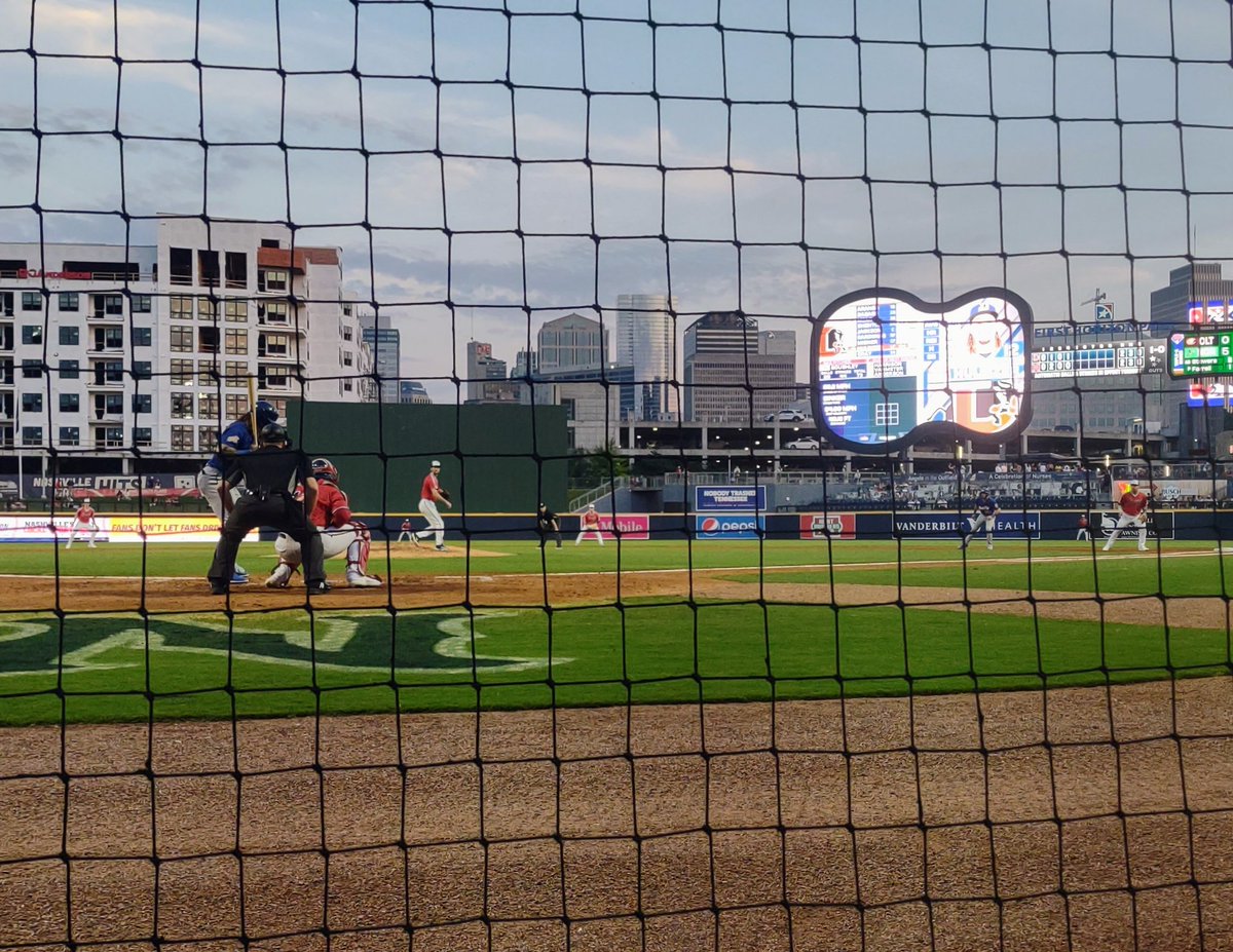 MusicCityTR's tweet photo. Not bad for a school night @nashvillesounds @DurhamBulls #FieldLevel #GoSounds #OhMy #Meat https://t.co/ZbpQEr4yf4