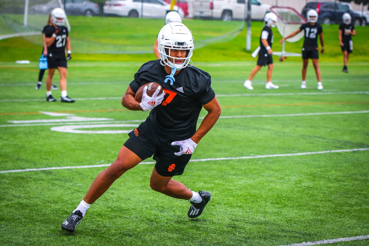 Back at it with Bengal Football!! 📸📸📸

#photography #sportsphotography #ncaafootball #fcsfootball