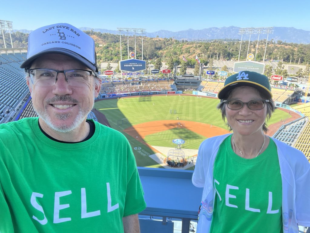 makiwolf's tweet photo. We made it to Dodger Stadium. Game 2 of our California Ballpark #SellTour. See y’all in the 5th inning. #SellTheTeam https://t.co/vVRVg8soc1