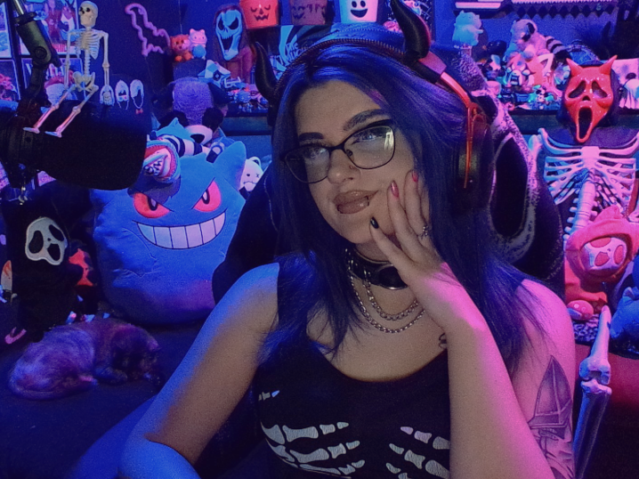 shelBOOtv's tweet photo. 💜I'M LIVE ON TWITCH💜
SWFing with chat tonight on Dead By Daylight~

🔗 https://t.co/bY63nsFRek https://t.co/WIWpgPnF3Z
