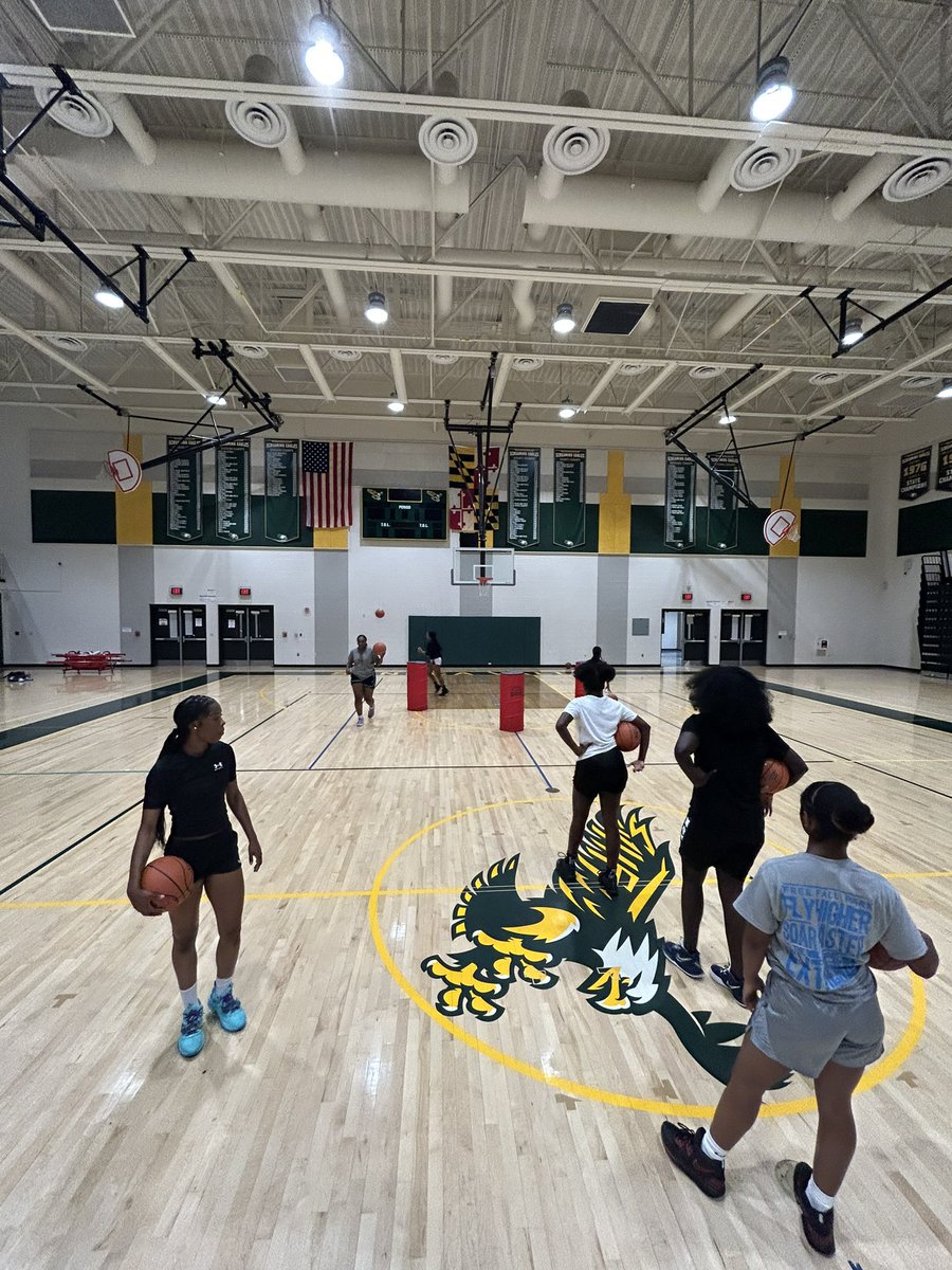 Seneca Valley Screaming Eagles Girls Basketball tweet media