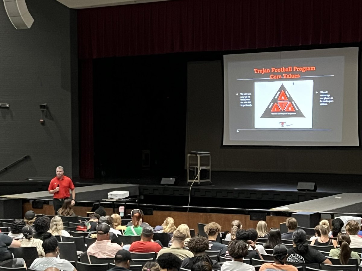 IAR2_Football's tweet photo. Great Turnout tonight for our parent meeting.  Thank you to all that came out.  Remember equipment checkout for 11th and 12th grade is tomorrow at 5pm and 10th grade Friday same time #TrojanDNA https://t.co/GgYStZJnw6