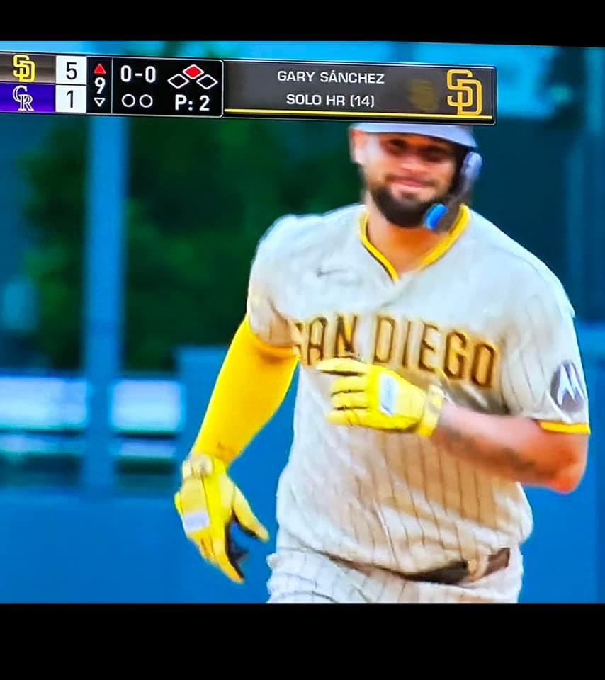 IYKYK #Padres #GarySanchez