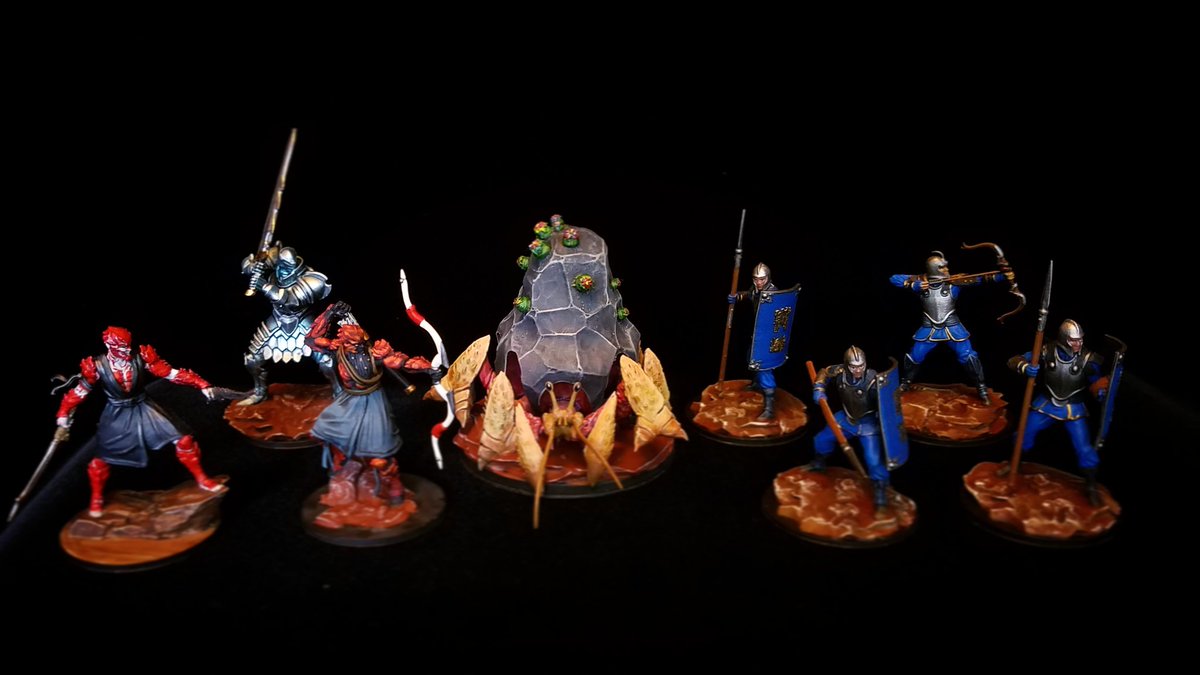 Elle_FireSpray's tweet photo. Finished 8 more minis for the Stormlight Archive commission. Have you printed yours yet? @bwisegames is at GenCon this week. Find them at Booth #339! 🙌🏾✨✨
#brotherwisegames #stormlightarchive #gencon #brandonsanderson #chull #parshendi #alethi #shardbearer #shardblade #cosmere https://t.co/shJcGIIfyz