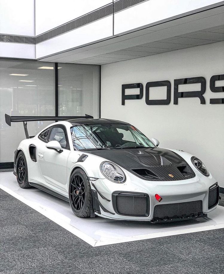 991.2 GT2 RS Club Sport…🏁💯