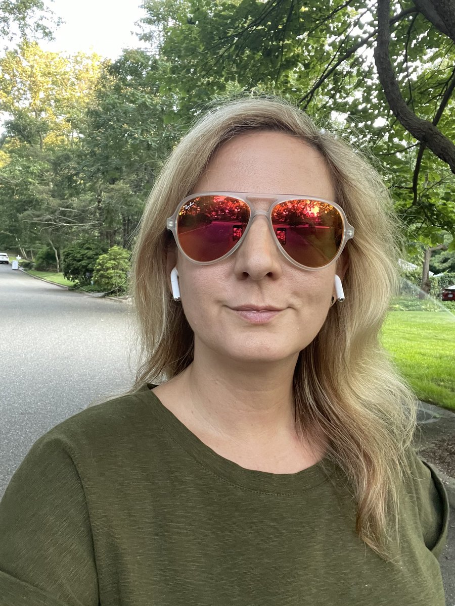 murphyod's tweet photo. Back up to my 2 miles! Feeling good, no vertigo or dizziness, hope it’s all behind me. Thanks for all the kind words and wishes. Happy to get to enjoy the rest of summer! 🙏🥰 #midnightrun #fitnessmotivation #fitnessjourney #fitover40 #walk #walking #nature #outdoors #peaceful https://t.co/WiaKrvVQH9
