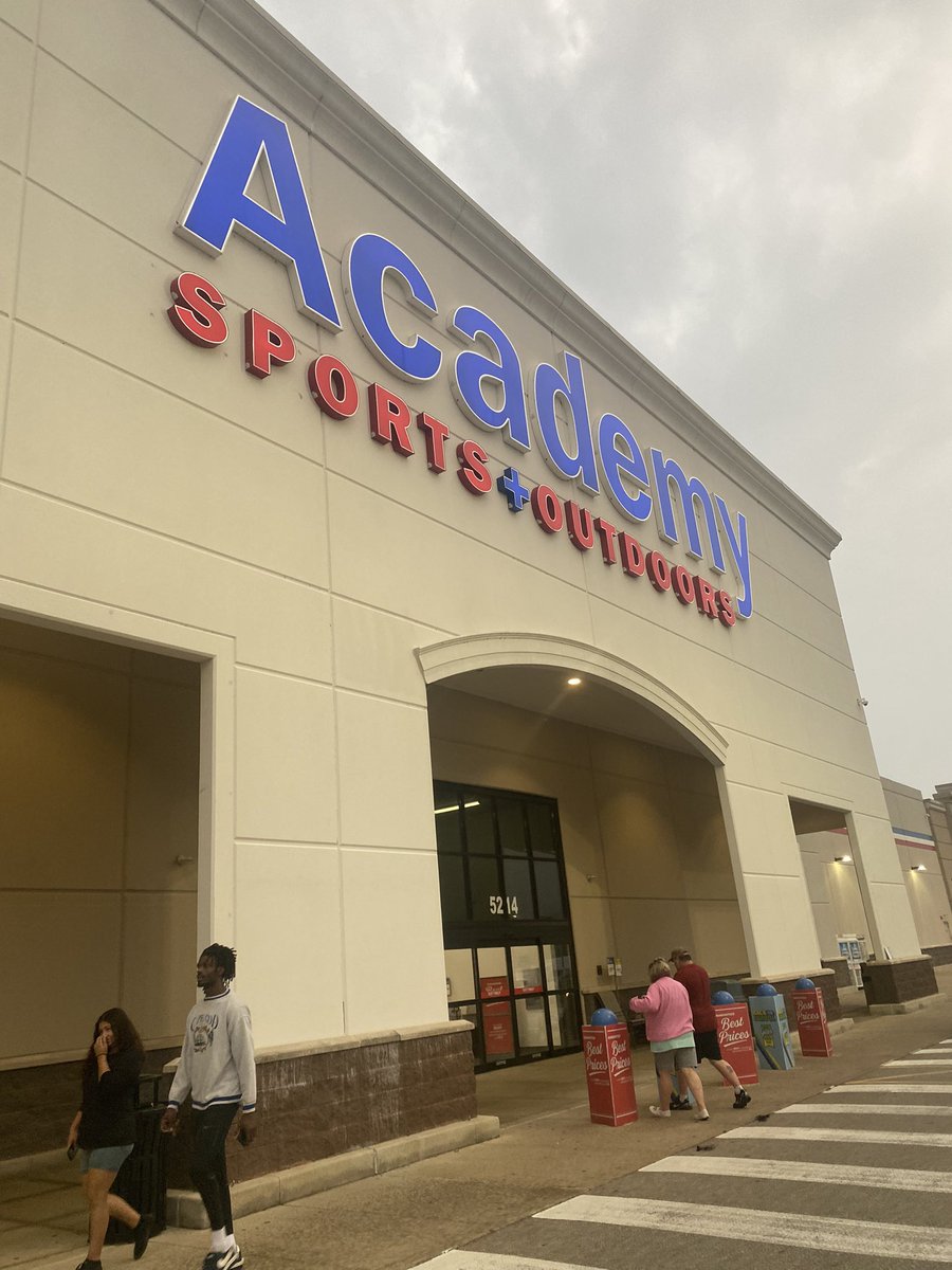 @academy supports @LateKickJosh so we support Academy! Best place to go for any equipment needed as practices start this fall #notsponsored #theyjusthavegreatstuff