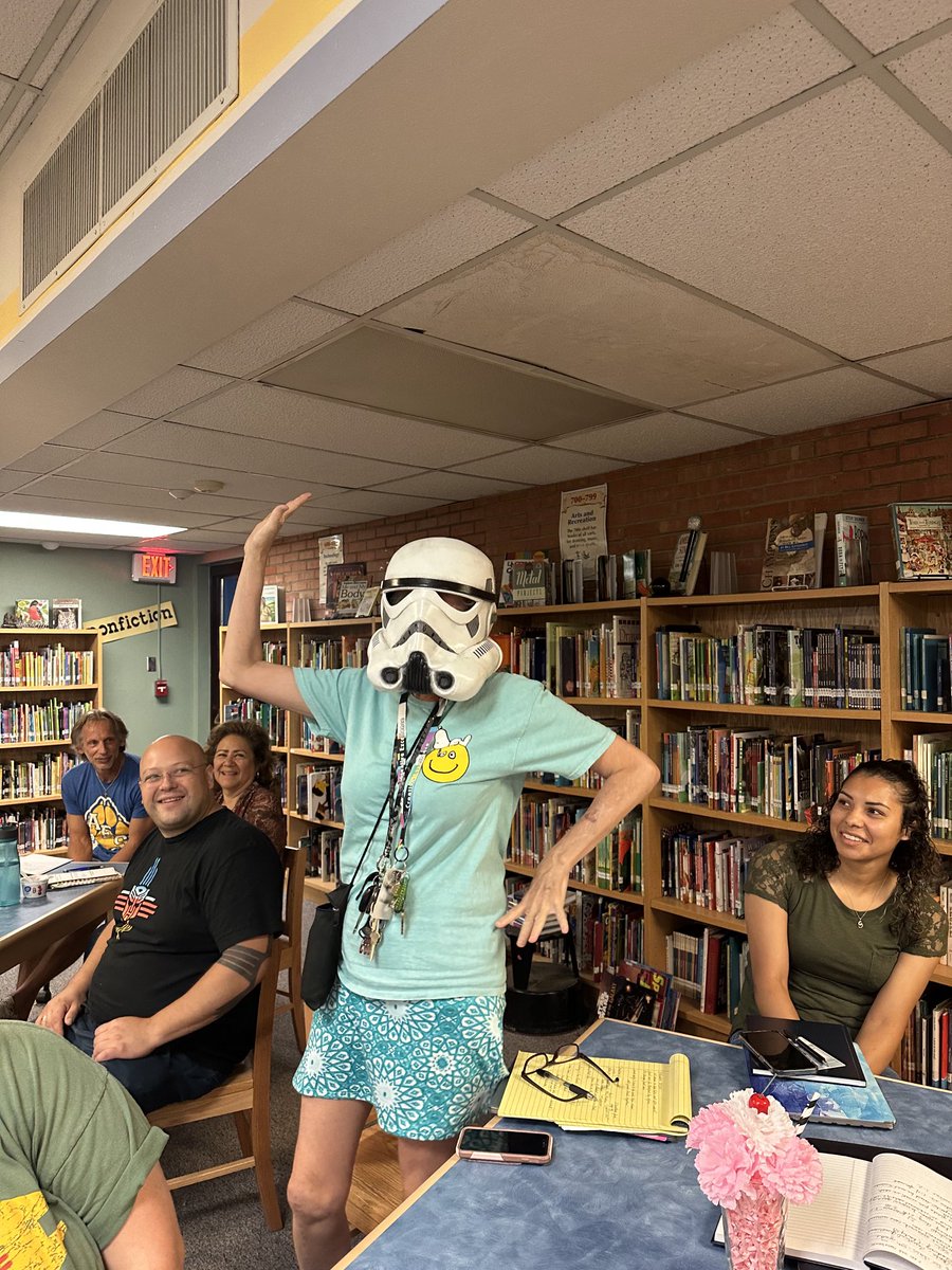 Apache Elementary School ABQ tweet media