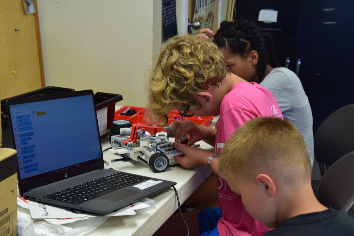 CT STEM Academy tweet media