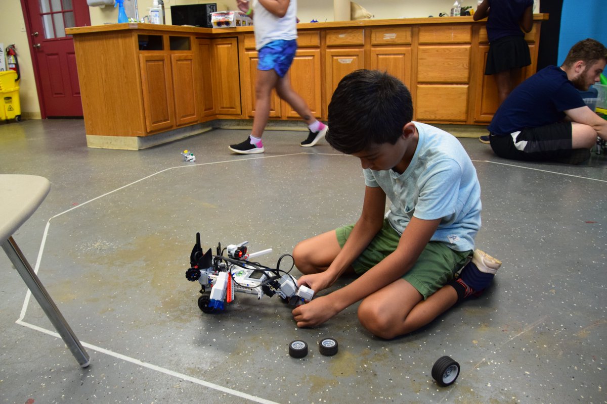 CT STEM Academy tweet media