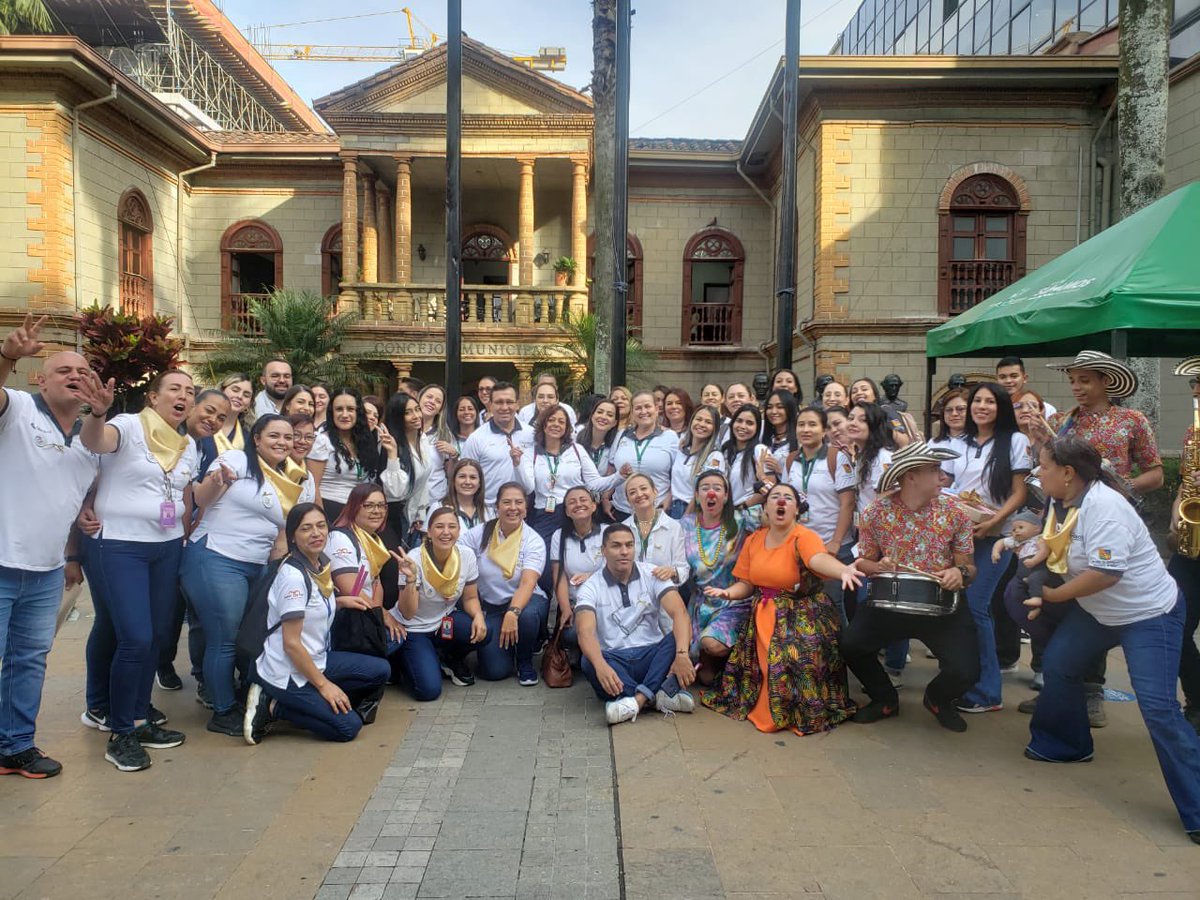 SaludEnv's tweet photo. ¡Envigado se sumó a la Semana de la Lactancia Materna! 🥳

Gracias a todos los que hicieron posible la Ruta de la Lactancia Materna, llegando a 10 puntos de la ciudad señorial.🚗🤰🏼🤱🏽

Únete a #Lactatón y sigue disfrutando de todas las actividades que traemos a todas las familias. https://t.co/6eDQT8Pm6n