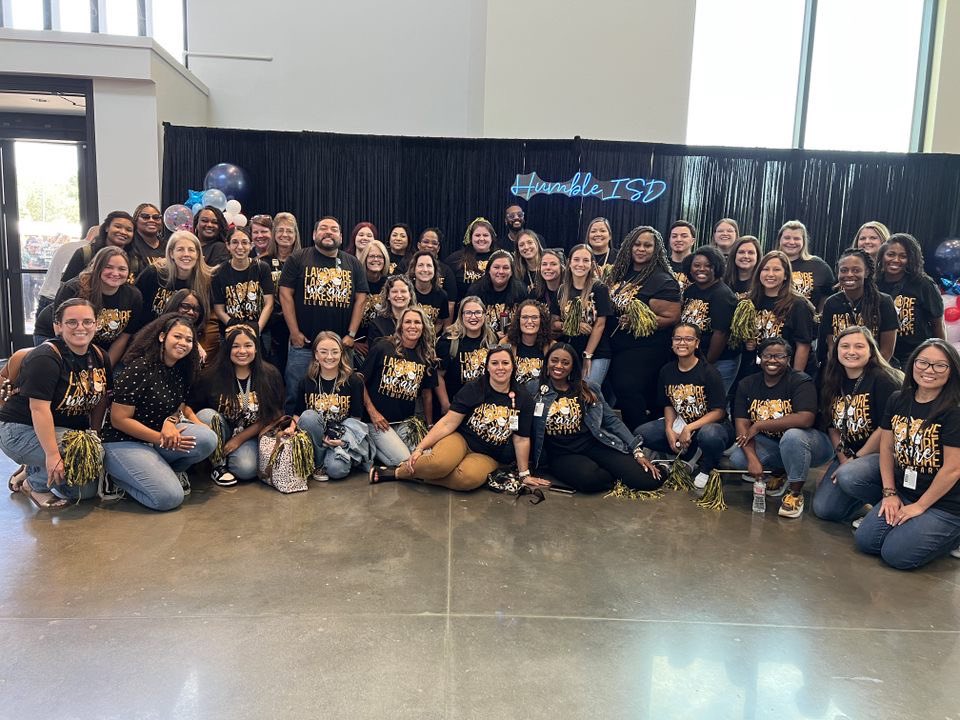 What an awesome team! <a href="/HumbleISD_LSE/">Lakeshore Elementary</a> Convocation 2023 #WeAreLakeshore #ShineALight