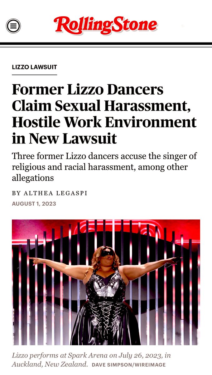 salumc's tweet image. Três ex-dançarinos 🕺🏽🕺🏽🕺🏽 entraram com uma ação judicial contra a cantora Lizzo, alegando assédio sexual, ambiente de trabalho hostil, assédio religioso e racial de 2021 a 2023. As acusações incluem vergonha do peso 🏋️, comportamento inadequado 😳 e prisão ilegal 🚫. Os