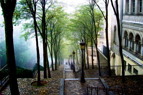 AceWeekly's tweet image. Spring Rain, Montmartre, Paris, France #SpringRain #Montmartre #Paris #France bernardcrosby.com