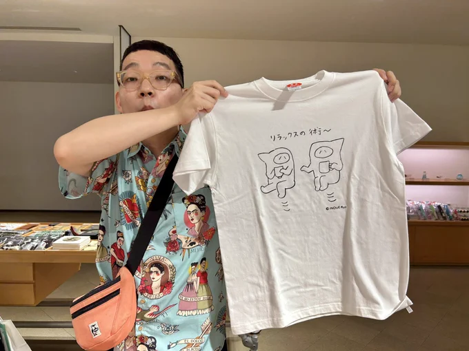 いまMOA美術館のショップでは忍者Tシャツも販売中です。以前も売ってましたが、今年のはくっきりしたシルクスクリーン印刷になりました。 一枚2800円です。