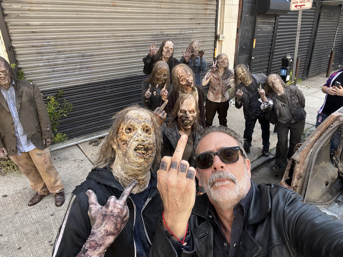 thanks to the walkers. always the coolest folks to hang with. Xojd