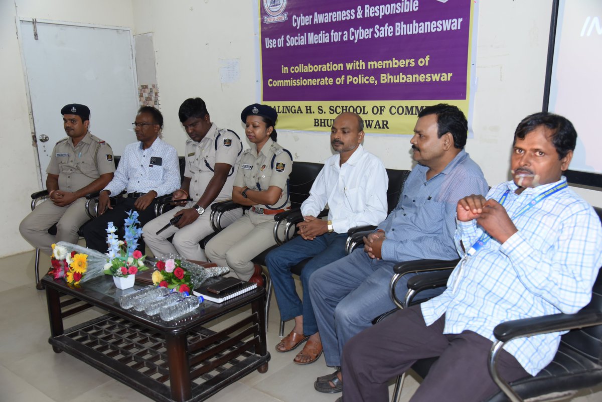 cpbbsrctc's tweet photo. #LetsBeCyberSafe #CyberCrimeAwarenessProgramme @kccodisha @cpbbsrctc @dcpbbsr held an insightful and awareness session on Cyber Crime Awareness & Responsible Use Of Social Media at Kalinga Higher Secondary School Of Commerce, Bhubaneswar under Dhauli PS. https://t.co/dxOLCZc8wk