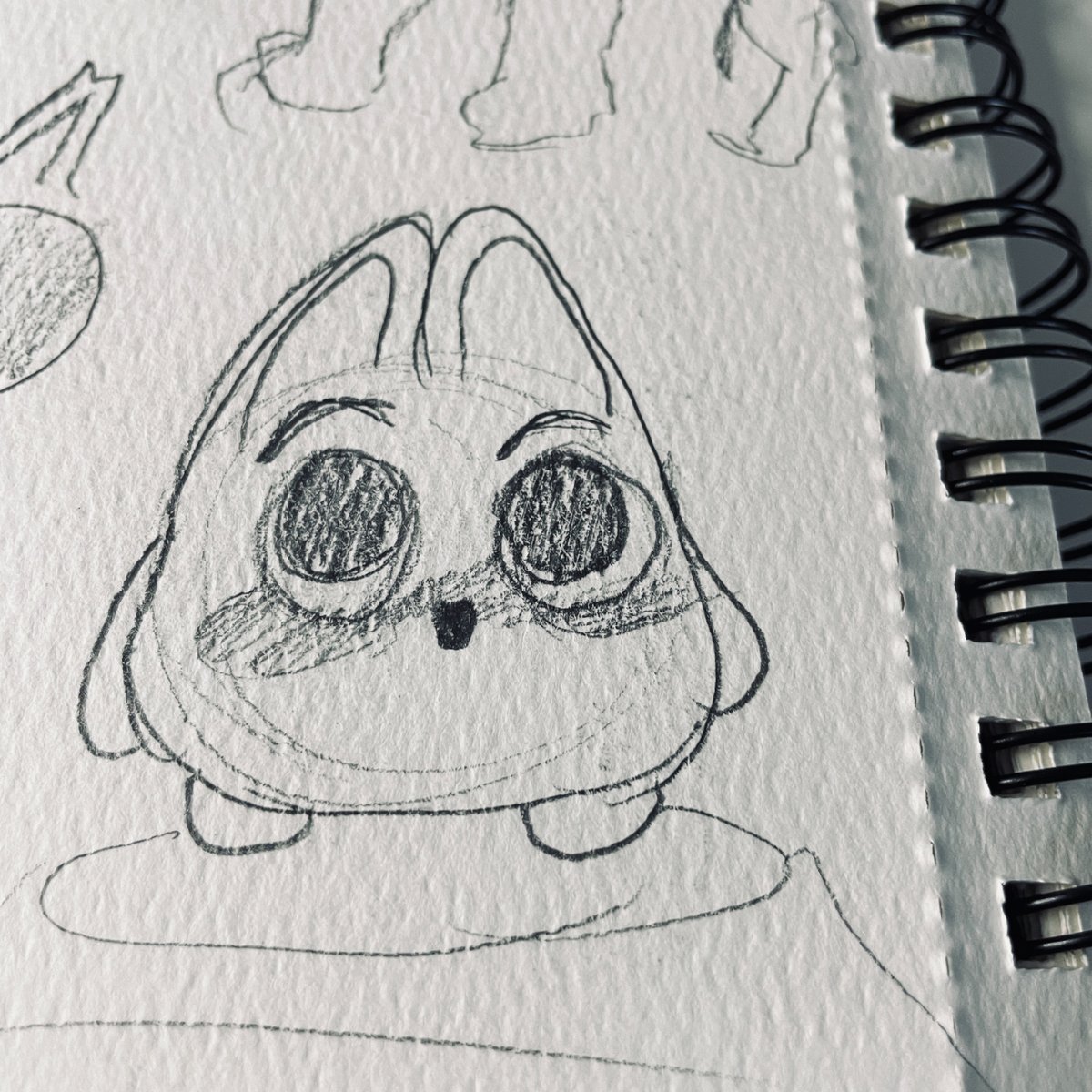 Xelestialink's tweet photo. Anyway, so I believe this is page number 15/100?some cute some weird overall very content   #XiaInks #Xiasketchbookjourney #Sketchbook16 #nearingtheend #closeups #drawing #artistworking #artist #smallartist https://t.co/CP6CtFaSVV
