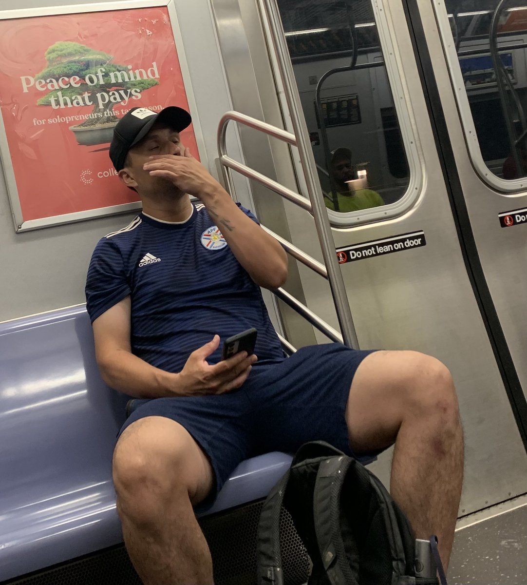 packer1592's tweet photo. dzaaddy🔥 #gay #gaynyc #gayalter #gaysubway #gaystraight #gaystraightdad #gaydadandson #gaycruising #gaybulge #gaybulgespotting #gaypackage https://t.co/BrOTTEtCAc