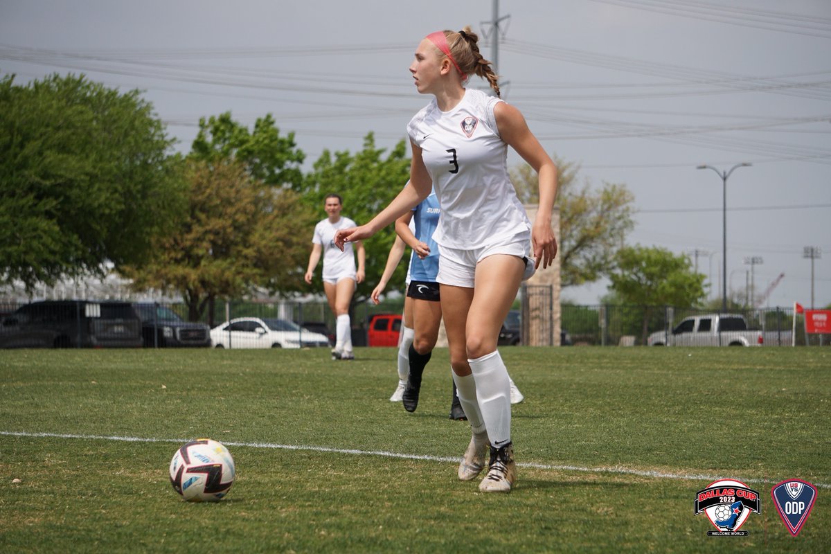 JSkinnerKhan's tweet photo. I’ve been tweeting a lot about my @GSAsoccer GKs but I want to give a shoutout to a local kid from my hometown that I coach for @nohssoccergirls. 

Check out @PrellAnsleigh, tall, fast, athletic and an absolute menace as a LWB in our 3-5-2. Checks all the boxes and class of 2024! https://t.co/uLWZrzeqvx