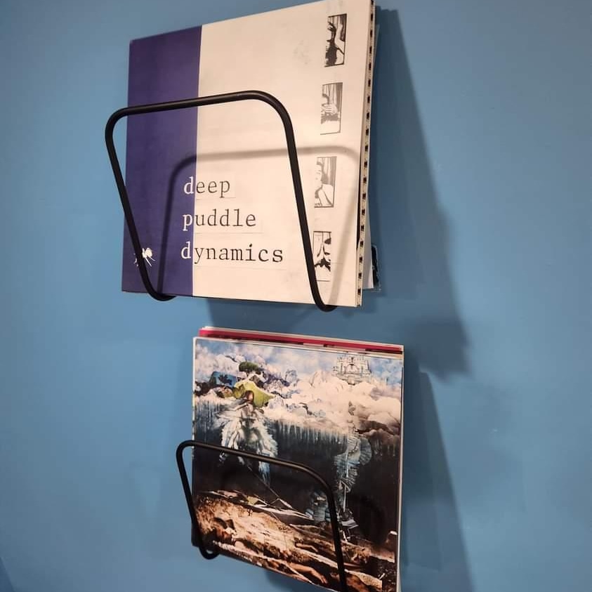 SFRupdates's tweet photo. #WaxWednesday courtesy of our #StrangeFam Bill Burnbrock - feat #DeepPuddleDynamics!
Get the translucent blue wax reissue now @ https://t.co/hlmX0RHhsR - proceeds go to the family of @AliasAnticon & to help keep the LP in print as long as possible, to spread his legacy 4-eva. https://t.co/TQtmK4xo9w
