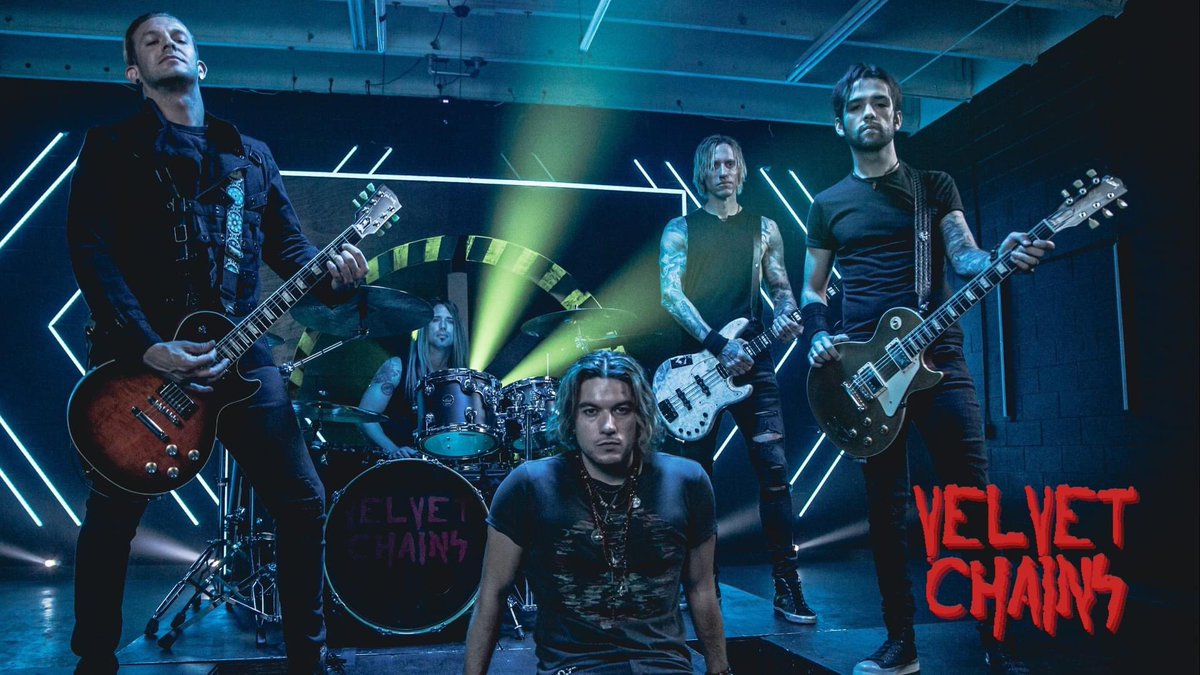 G2rocksLV's tweet photo. 🚨 G2 ARTIST ANNOUNCEMENT: #velvetchainsband performing live @G2rocksLV!🚨 https://t.co/GetO2ckxVG 

🎬 @AMPLIFYeg @wearekilpop 

#g2 #g2rocks #g2rockslv #kilpop #lasvegasmusicscene #wearekilpop #amplifyeg #lasvegas #vegas #velvetchains https://t.co/xBftDN1ZoK