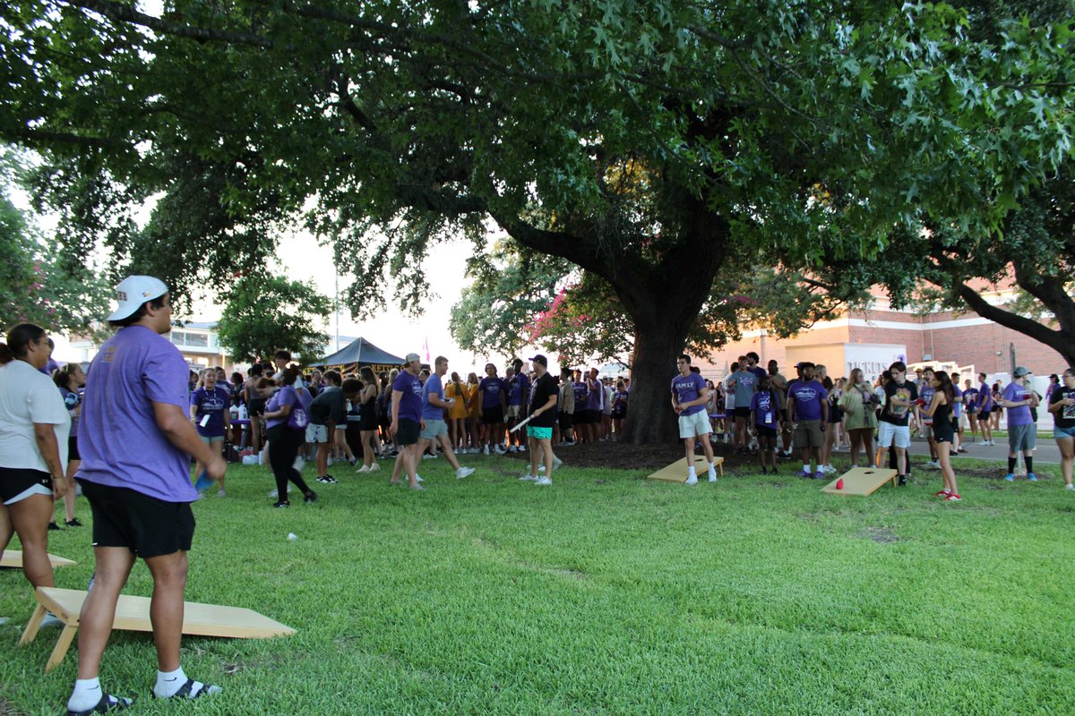 UMHB_COE's tweet photo. We are excited to see countless Crusaders enjoying Welcome Week Kickoff and First Night festivities!  Stay tuned for more updates on this special week at UMHB.  #UMHBCOE #LeadOnPurpose #WelcomeWeek23 https://t.co/8Jb081hcvy